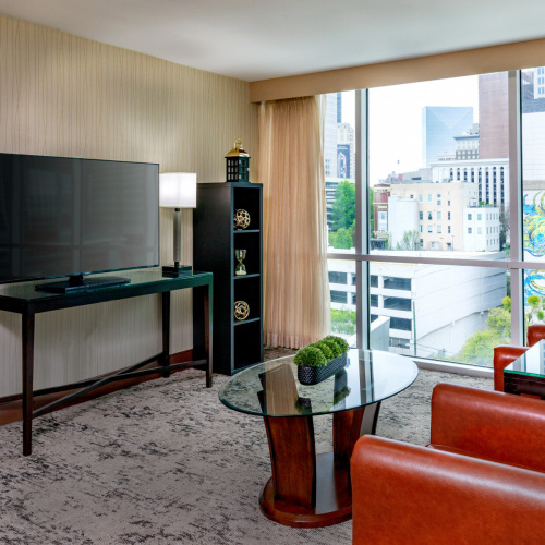 Exec-Suite-Parlor-2-V2