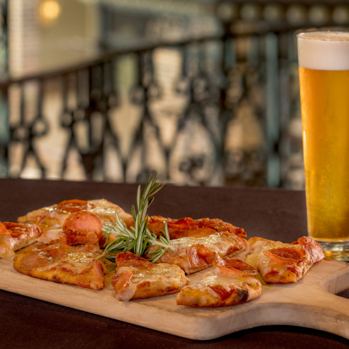 Restaurant-Flatbread