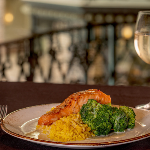 Restaurant-Salmon