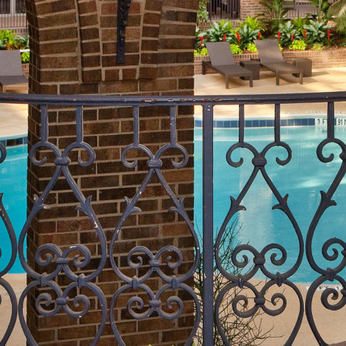 sheatlxsgr-184018-presidential-suite-pool-view-high_1800x787