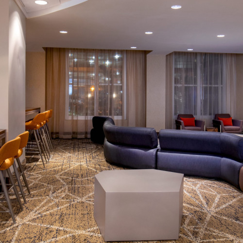 sheatlxslo-270091-lobby-high_1800x787