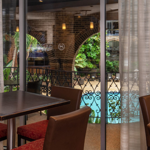 sheatlxsre-270089-fandangles-restaurant-bar-high_1800x787
