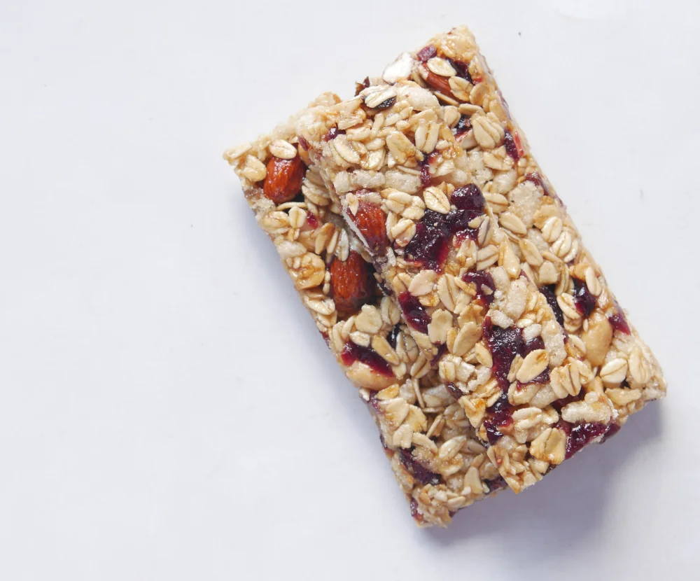 Granola bars with nuts