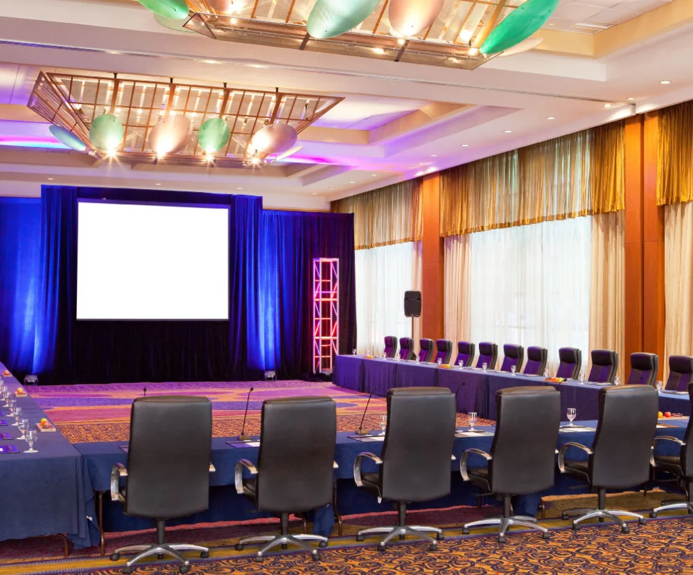 Meeting room with screen at the courtland grand