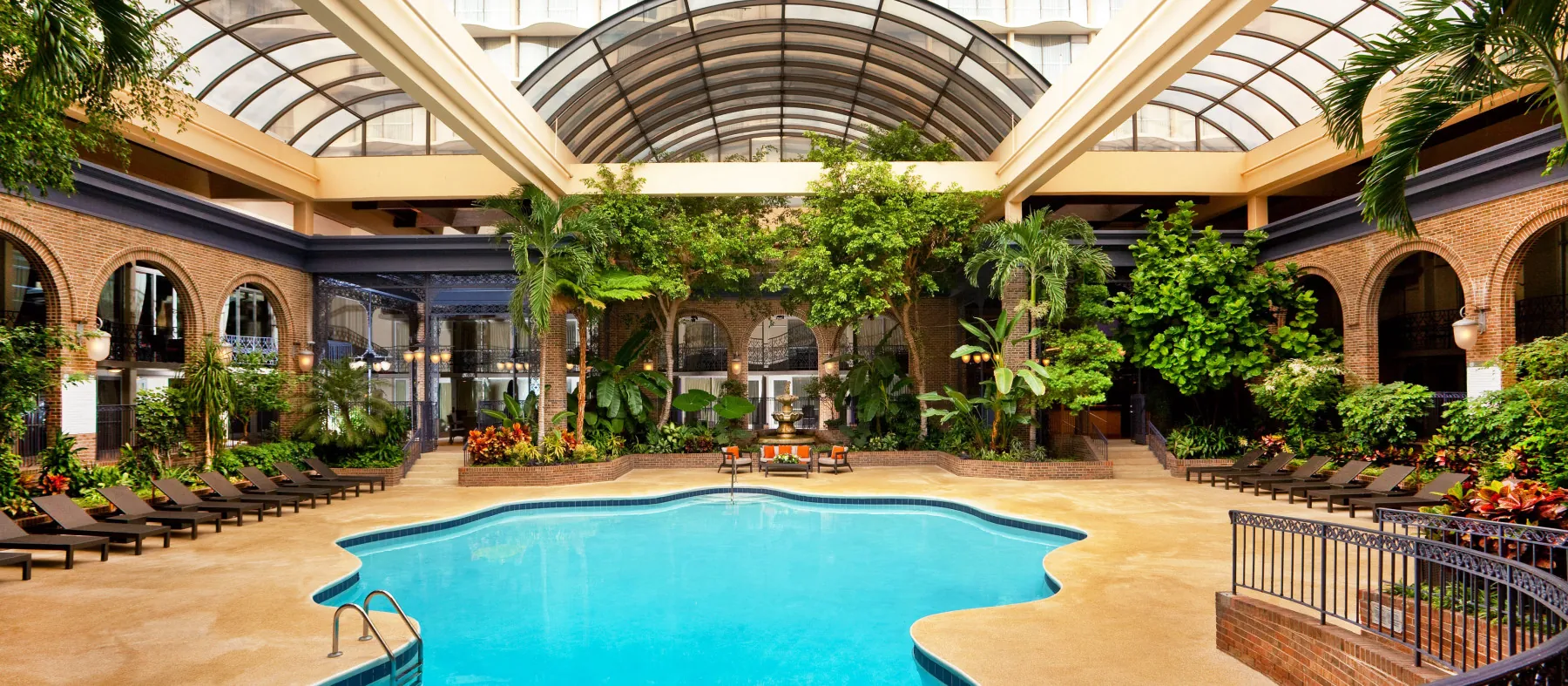 sheatlxspo 179723 pool daytime high 1800x787